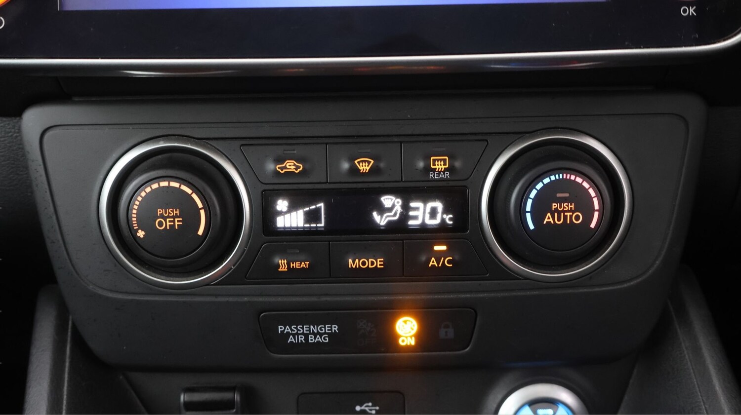 Used Nissan Leaf 2023 for sale - 77526779: Photo 11