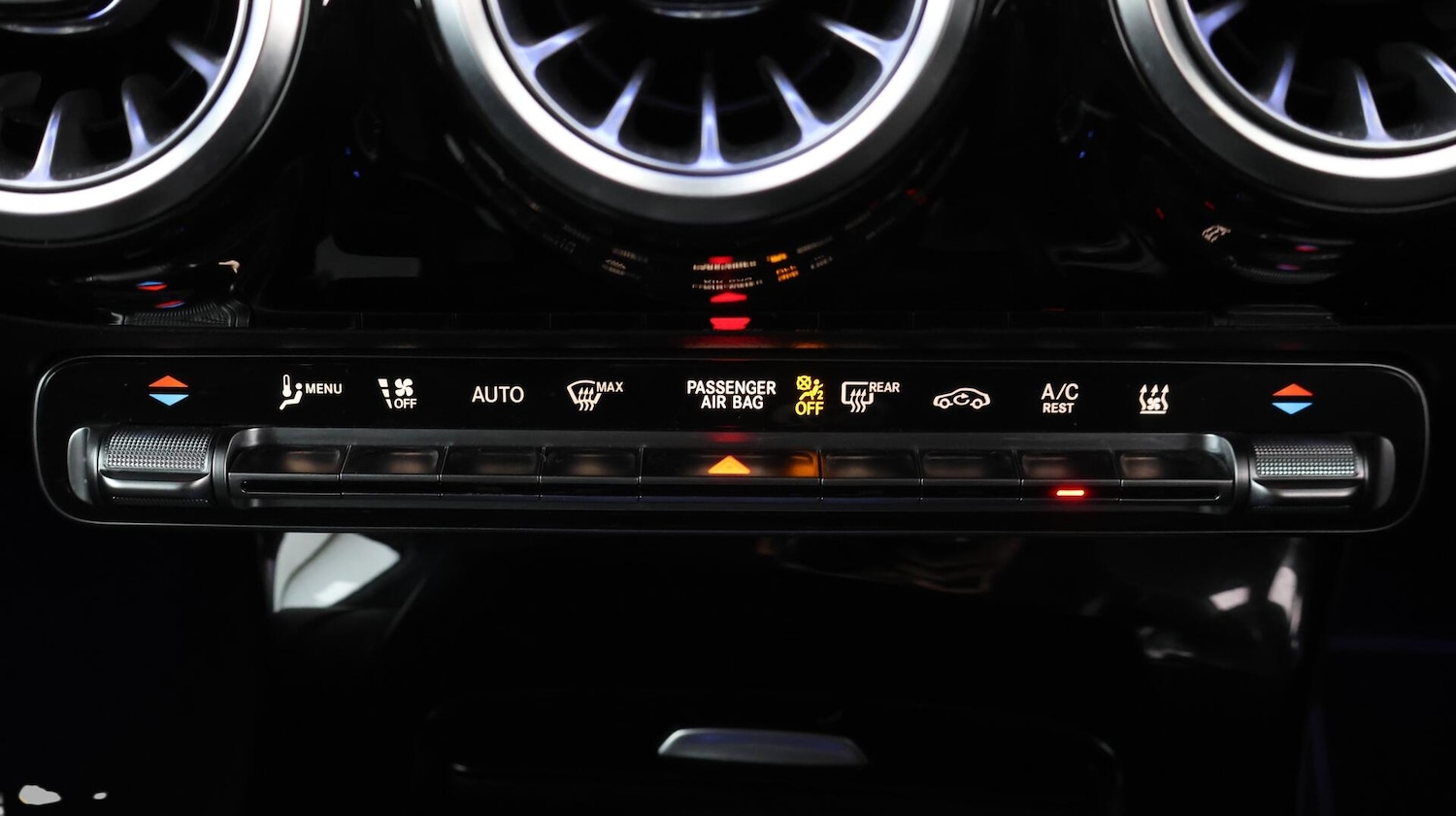 Used Mercedes-Benz A-Class 2021 for sale - 76380958: Photo 12