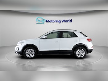Used Volkswagen T-Roc 2023 for sale - 79176966: Photo