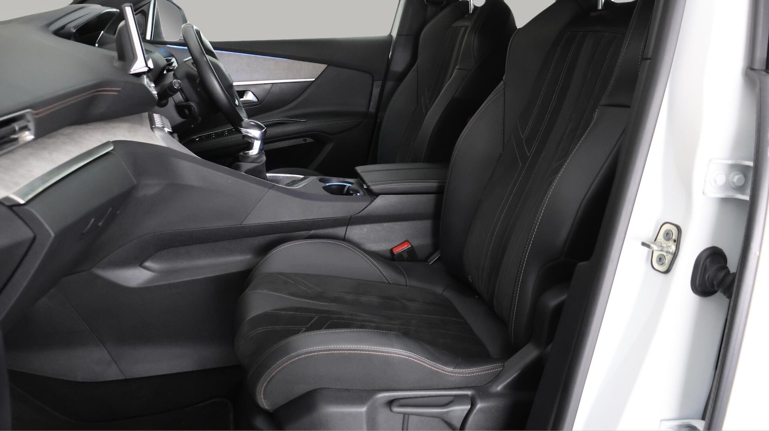 Used Peugeot 3008 2021 for sale - 76136359: Photo 14