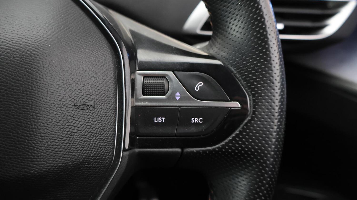 Used Peugeot 3008 2021 for sale - 76136359: Photo 24
