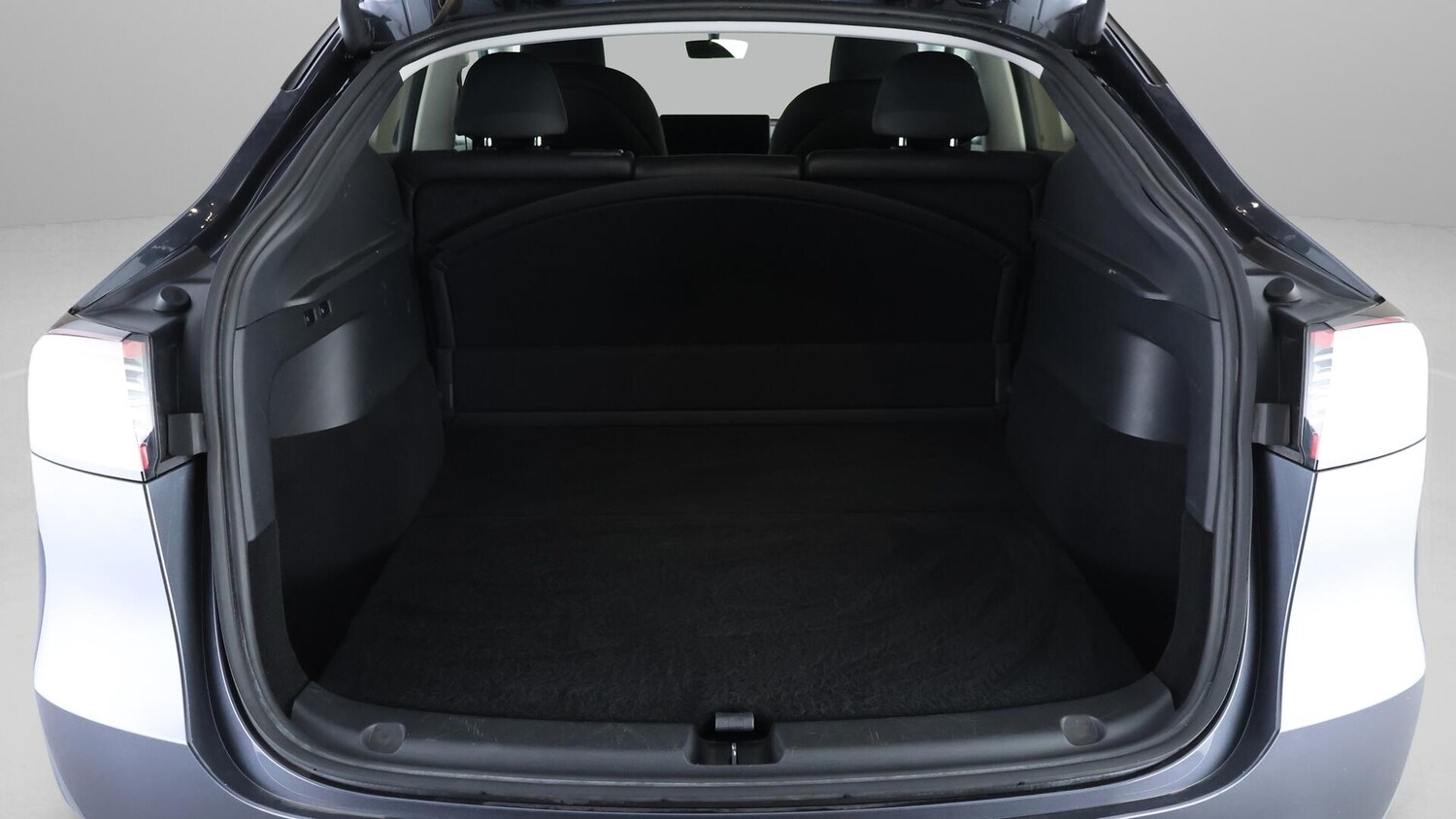 Used Tesla Model Y 2022 for sale - 76572859: Photo 18