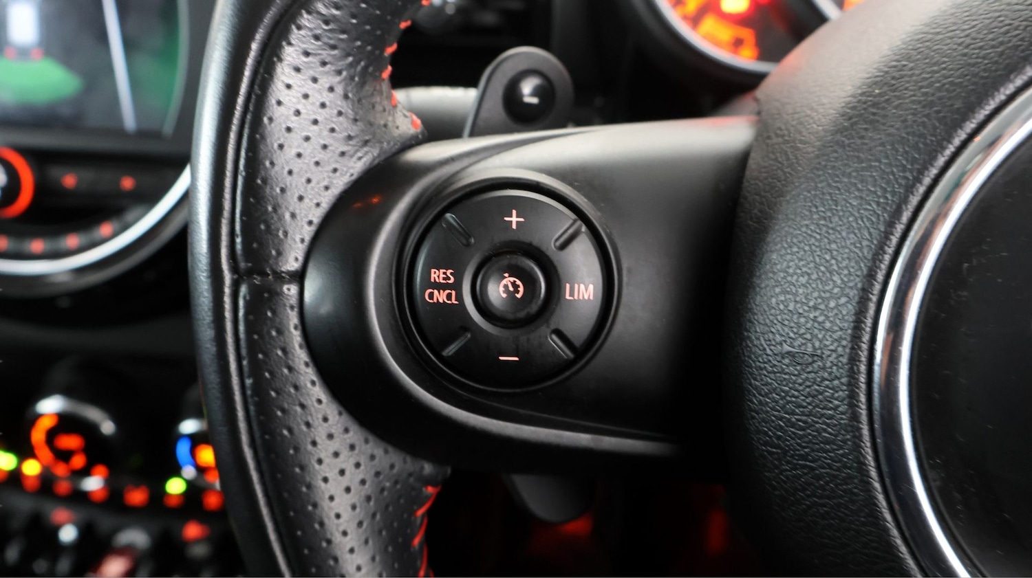 Used MINI Clubman 2018 for sale - 78062347: Photo 25