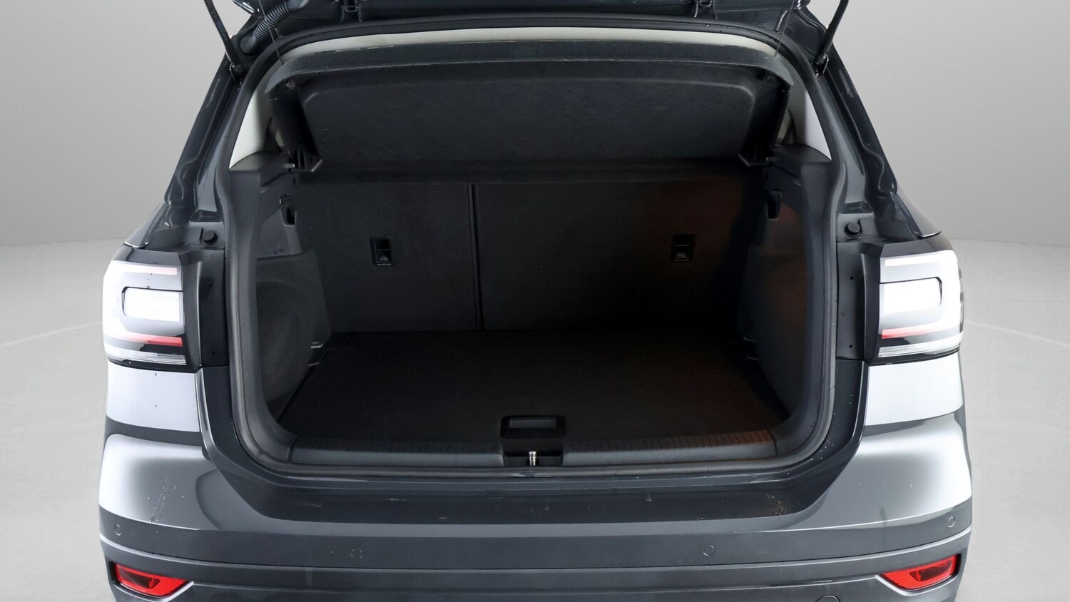 Used Volkswagen T-Cross for sale - 77181993: Photo 16