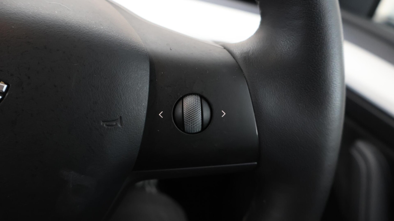 Used Tesla Model Y 2022 for sale - 76619961: Photo 25