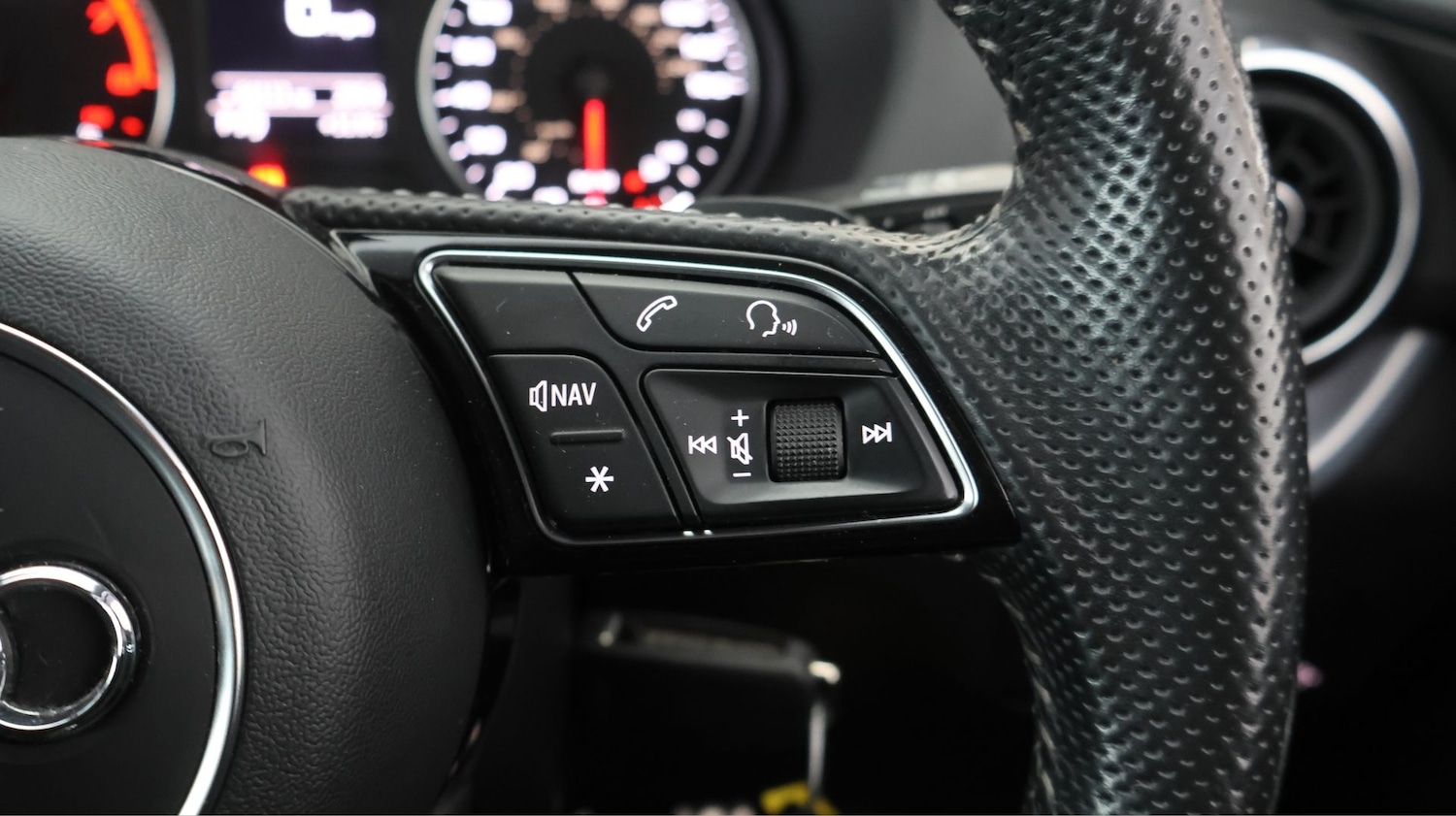 Used Audi Q2 2020 for sale - 77526788: Photo 25