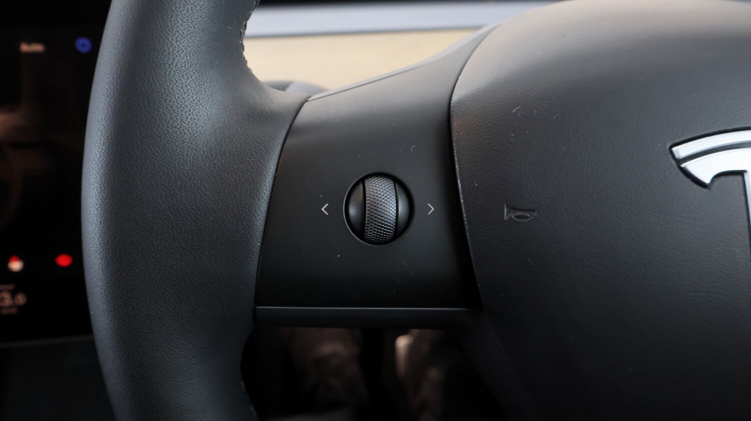 Used Tesla Model Y 2023 for sale - 77484847: Photo 22