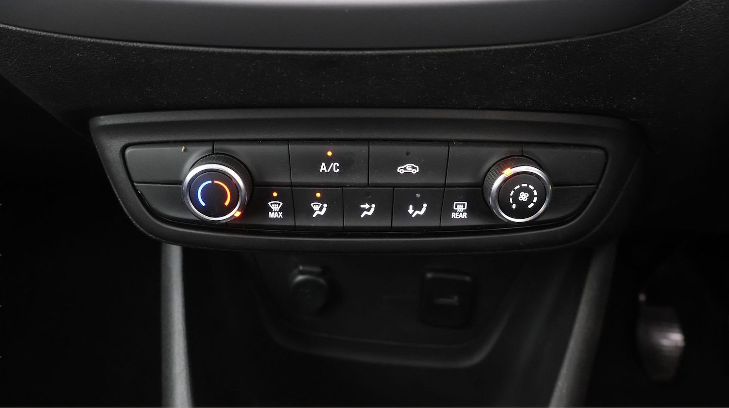 Used Vauxhall Crossland 2022 for sale - 77622288: Photo 11