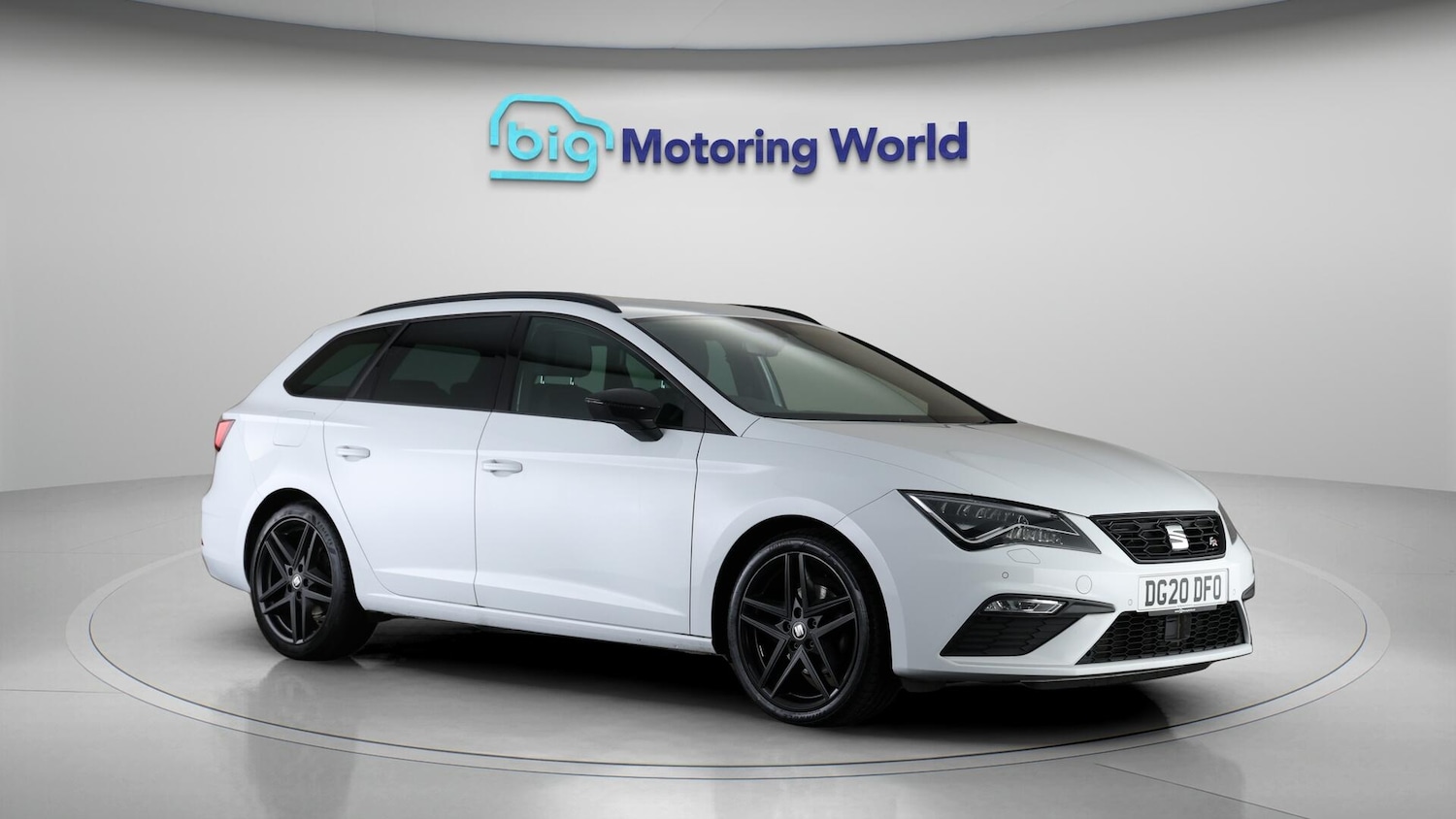 Used SEAT Leon 2020 for sale - 76381060: Photo 1