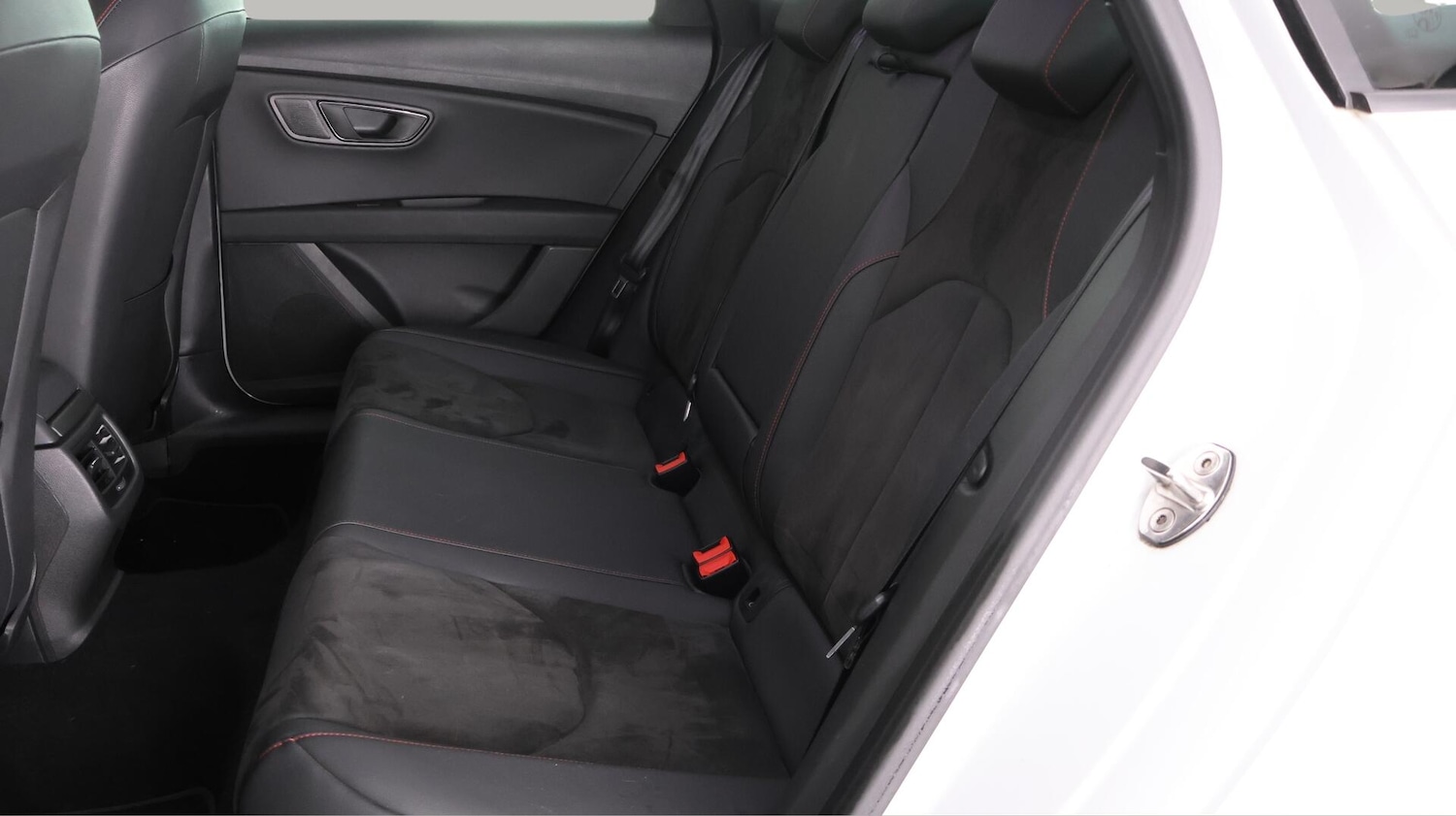 Used SEAT Leon 2020 for sale - 76381060: Photo 15