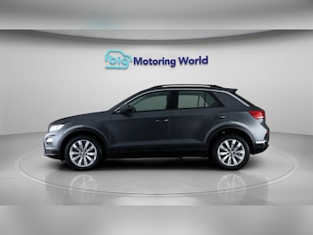 Used Volkswagen T-Roc 2020 for sale - 78324306: Photo