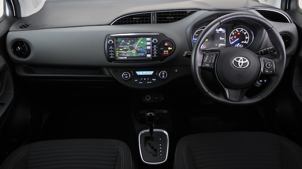 Used Toyota Yaris 2018 for sale - 76259418: Photo 14
