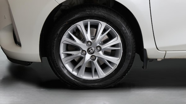 Used Toyota Yaris 2018 for sale - 76259418: Photo 19
