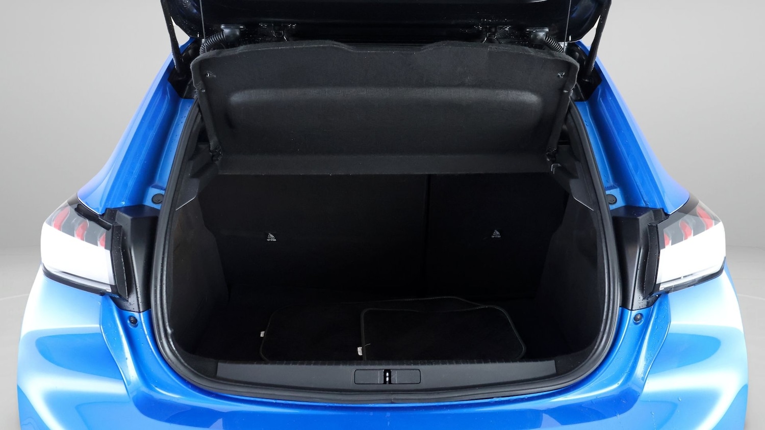 Used Peugeot 208 2021 for sale - 77610244: Photo 16