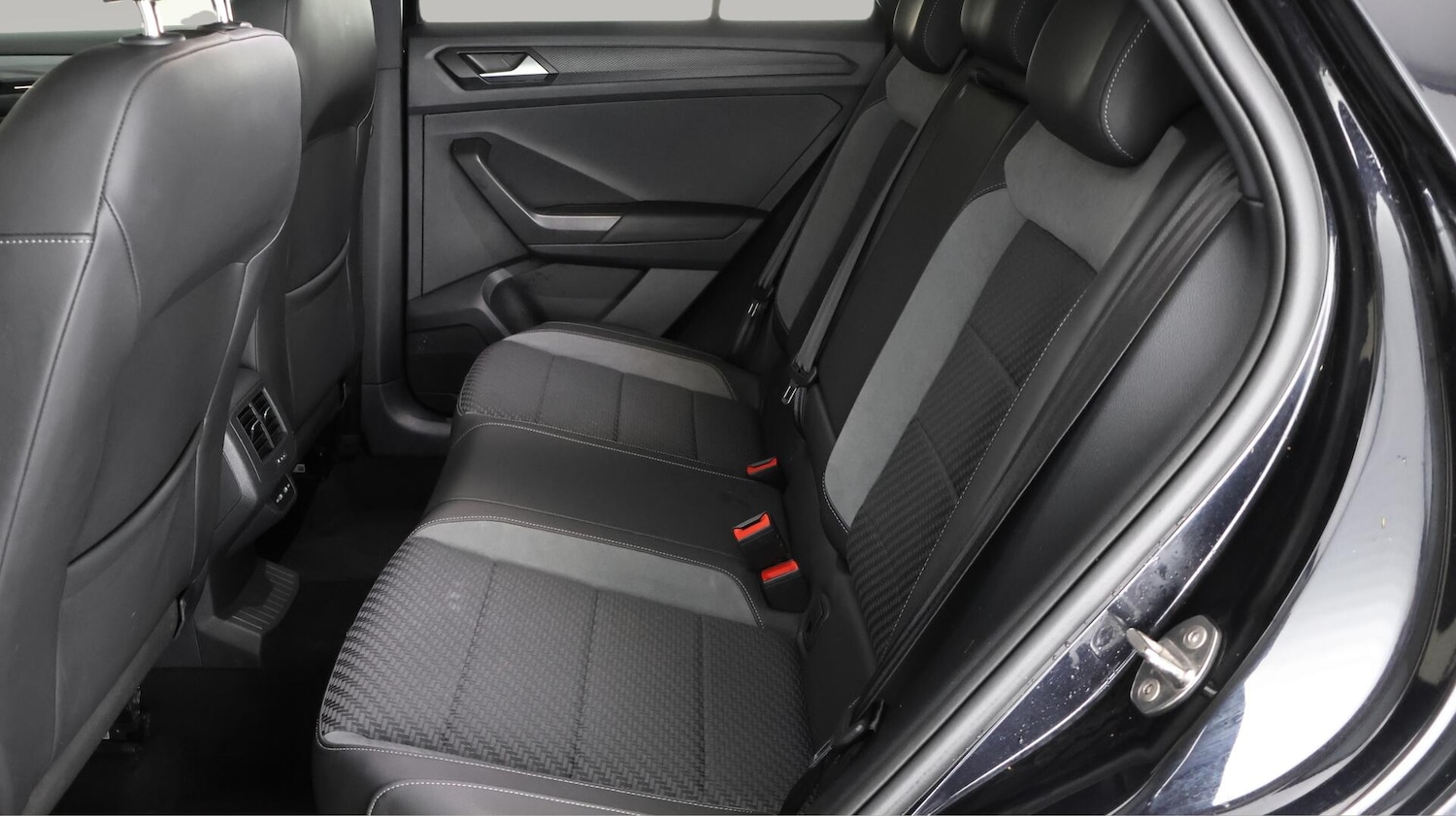 Used Volkswagen T-Roc 2021 for sale - 76121300: Photo 16