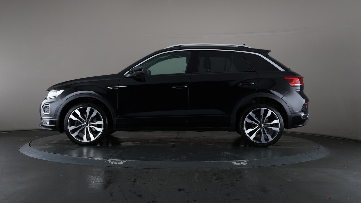 Used Volkswagen T-Roc 2021 for sale - 76121300: Photo 38