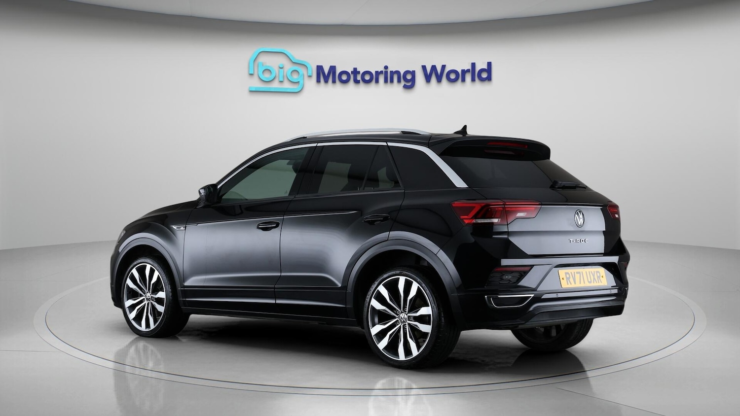 Used Volkswagen T-Roc 2021 for sale - 76121300: Photo 5