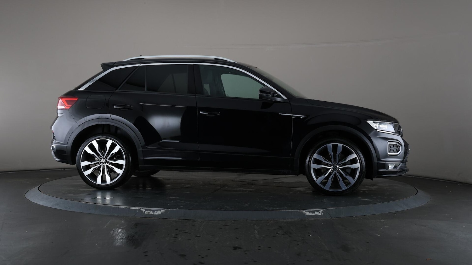 Used Volkswagen T-Roc 2021 for sale - 76121300: Photo 60