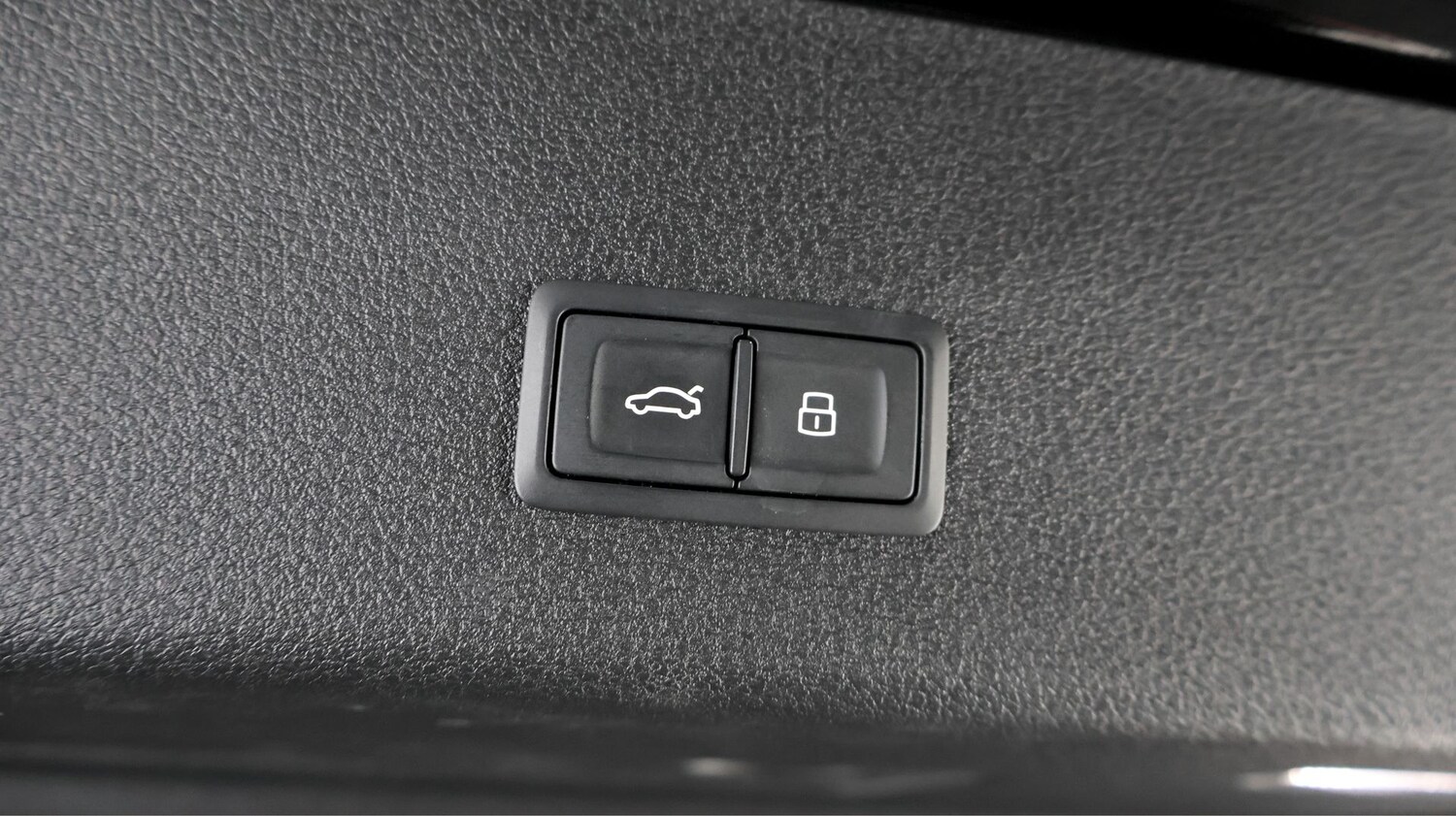 Used Audi e-tron 2021 for sale - 77872351: Photo 22