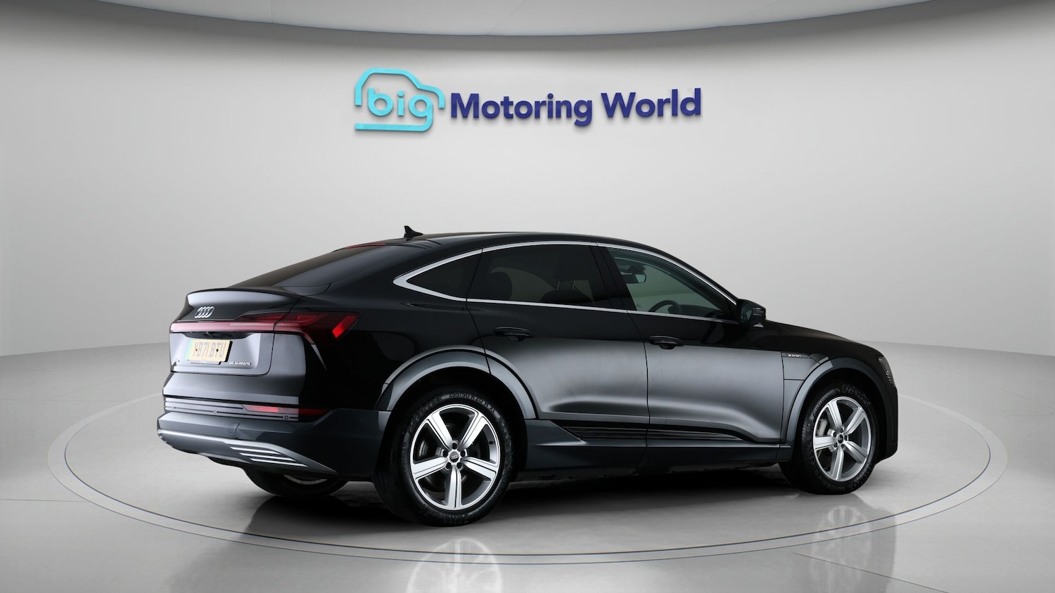 Used Audi e-tron 2021 for sale - 77872351: Photo 7