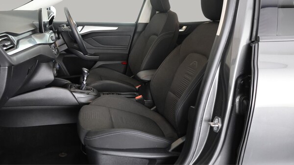 Used Ford Focus 2019 for sale - 76136778: Photo 15