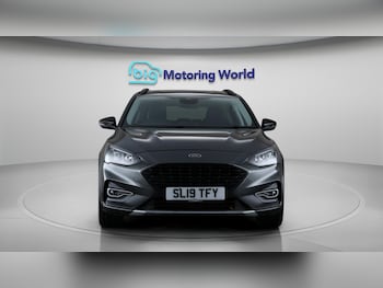 Used Ford Focus 2019 for sale - 76136778: Photo 3