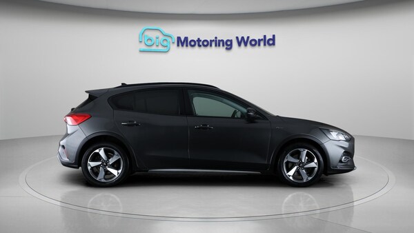 Used Ford Focus 2019 for sale - 76136778: Photo 9