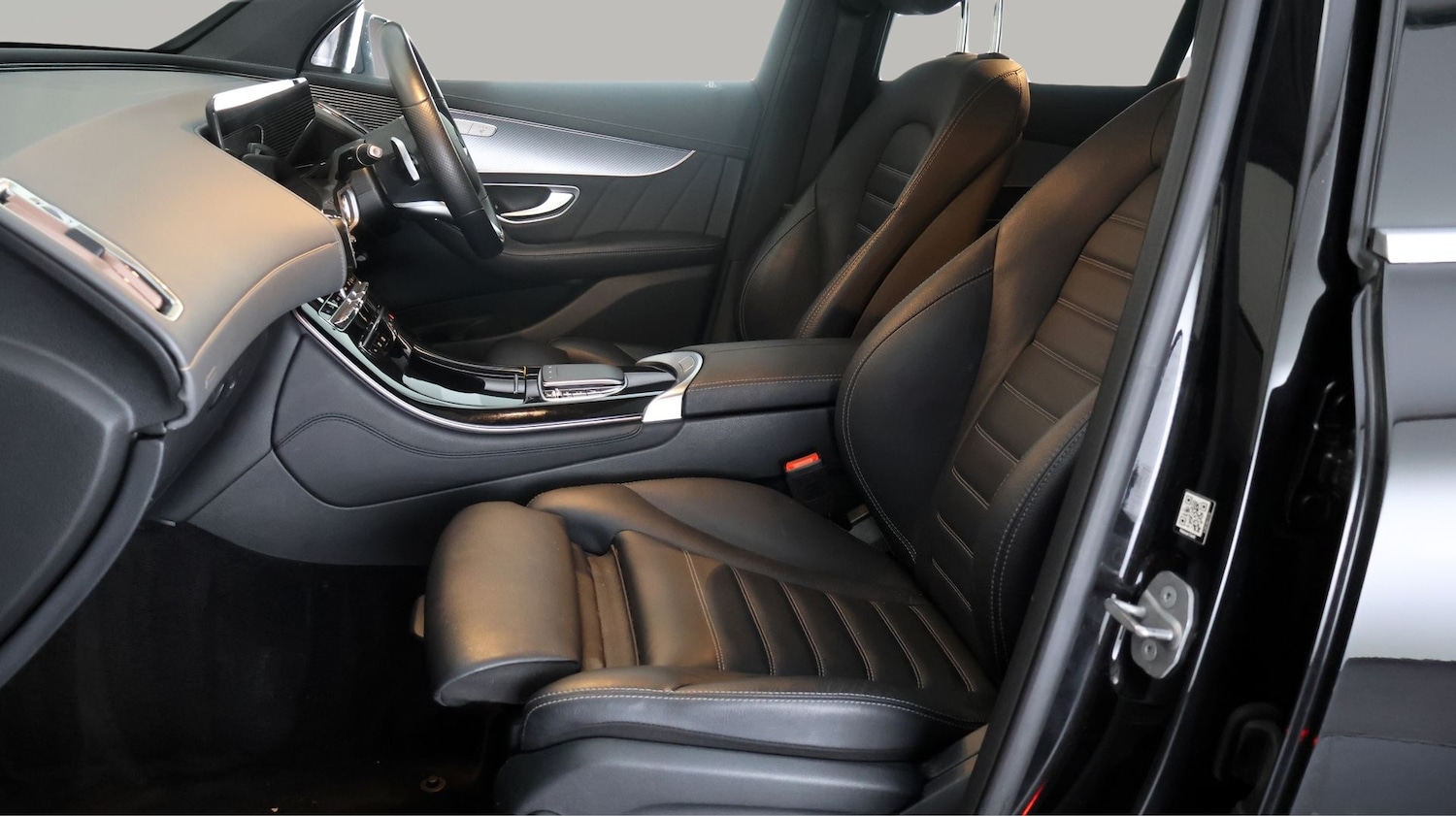 Used Mercedes-Benz EQC 2020 for sale - 77746095: Photo 13