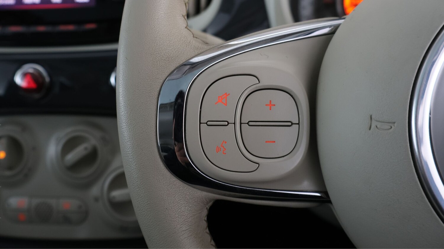 Used Fiat 500 2018 for sale - 77840525: Photo 19