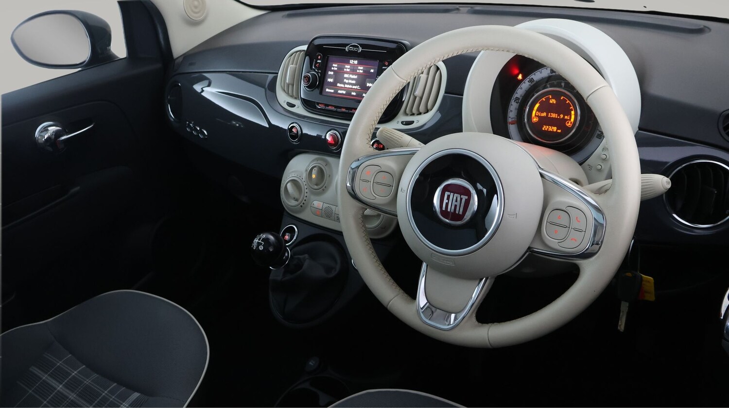 Used Fiat 500 2018 for sale - 77840525: Photo 9