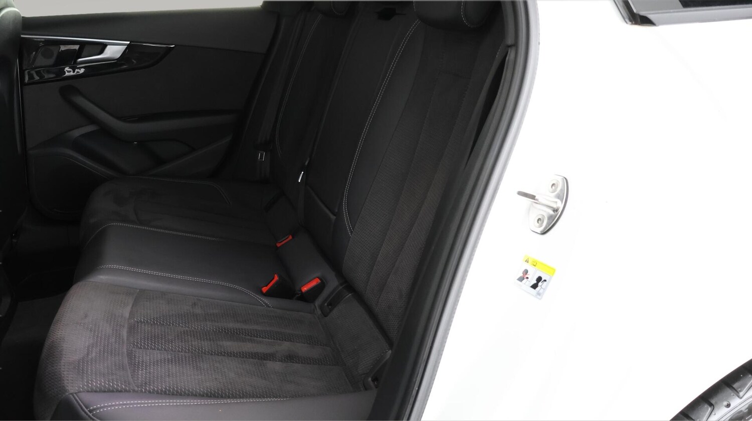 Used Audi A4 2021 for sale - 76743068: Photo 17