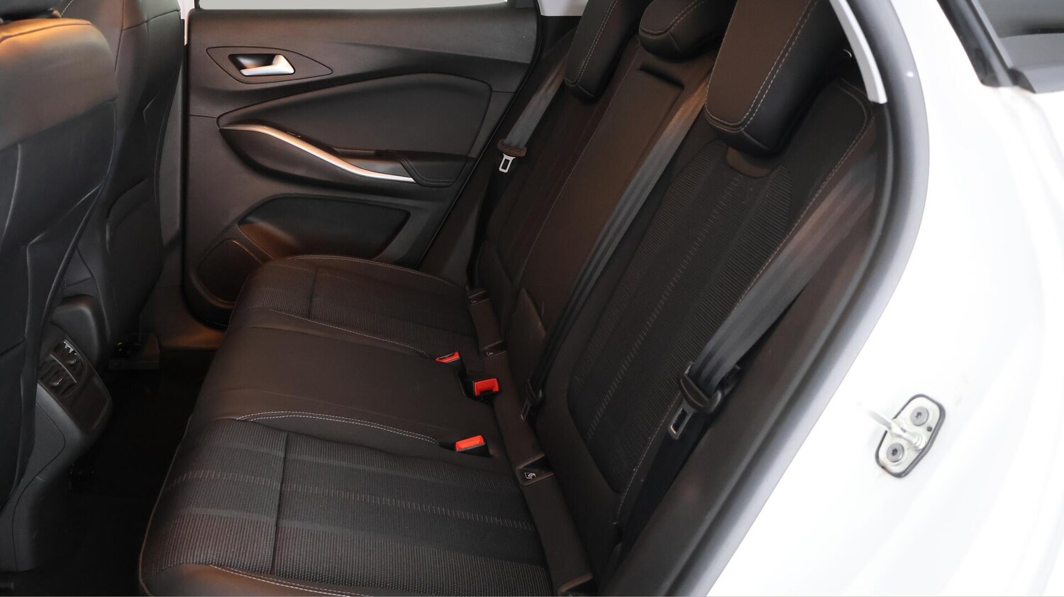 Used Vauxhall Grandland 2023 for sale - 76389337: Photo 16