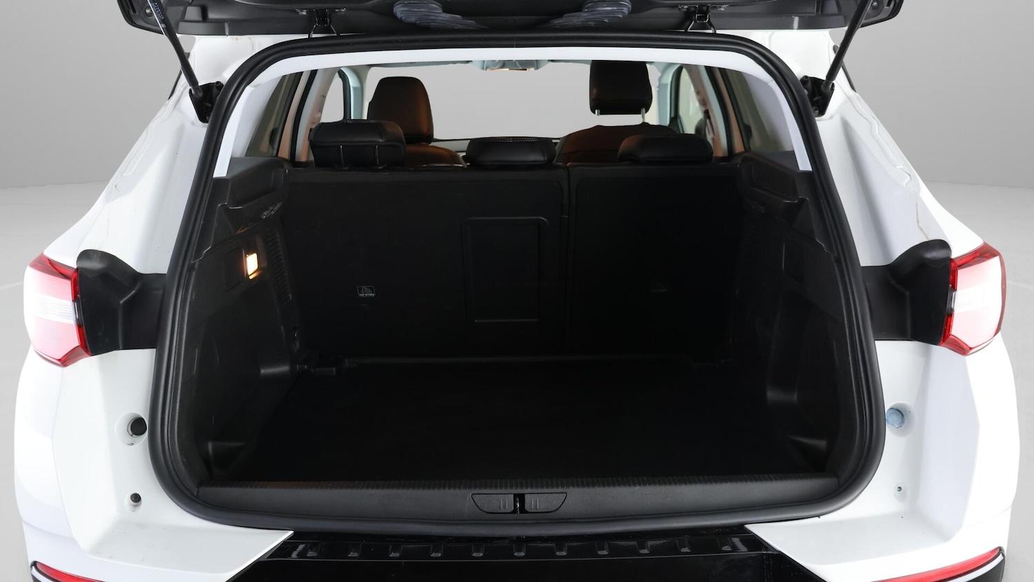 Used Vauxhall Grandland 2023 for sale - 76389337: Photo 17