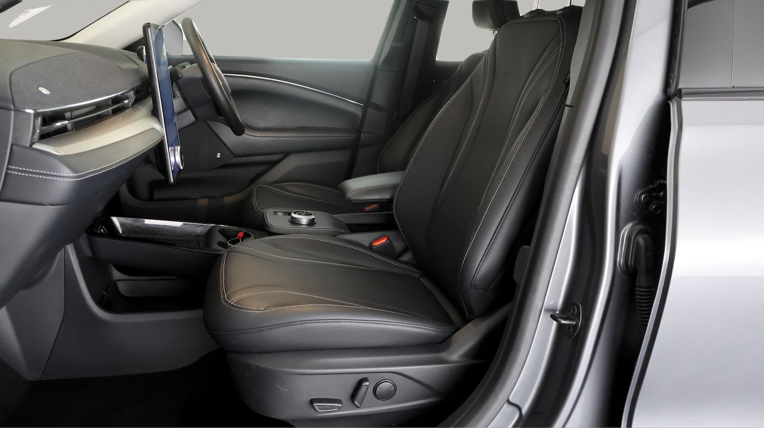 Used Ford Mustang Mach-E 2023 for sale - 77798109: Photo 13