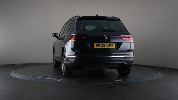 Used Volkswagen Tiguan 2022 for sale - 75458990: Photo 49