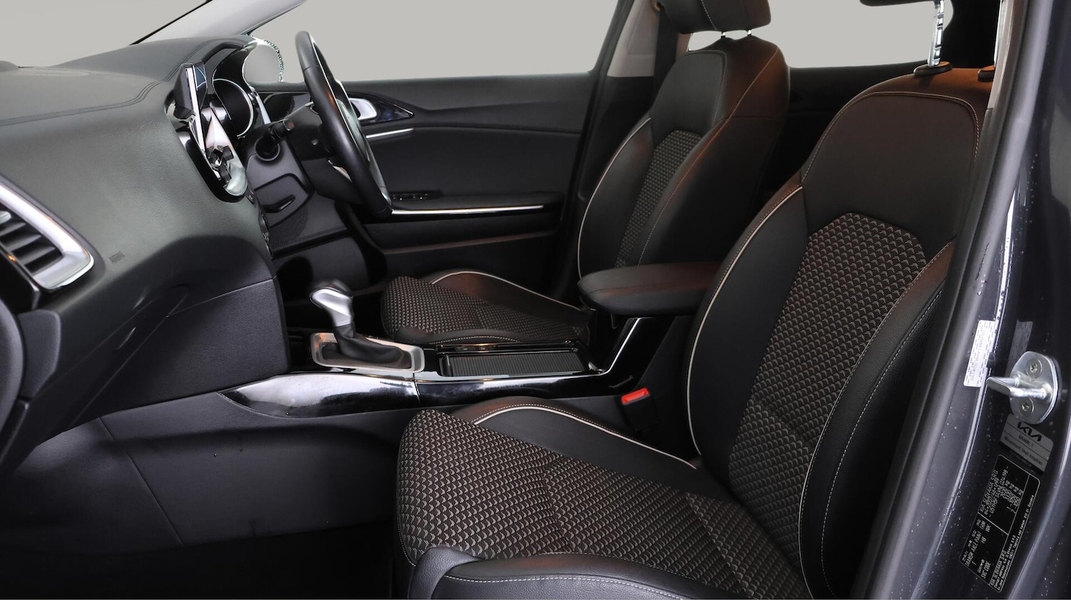 Used Kia XCeed 2022 for sale - 76360358: Photo 15
