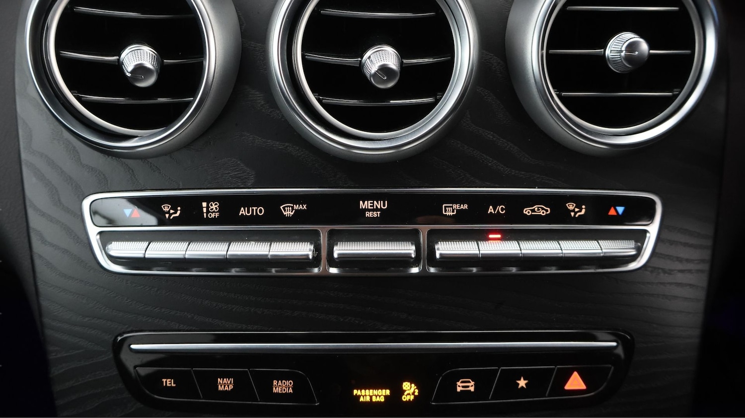 Used Mercedes-Benz GLC 2022 for sale - 77608140: Photo 11