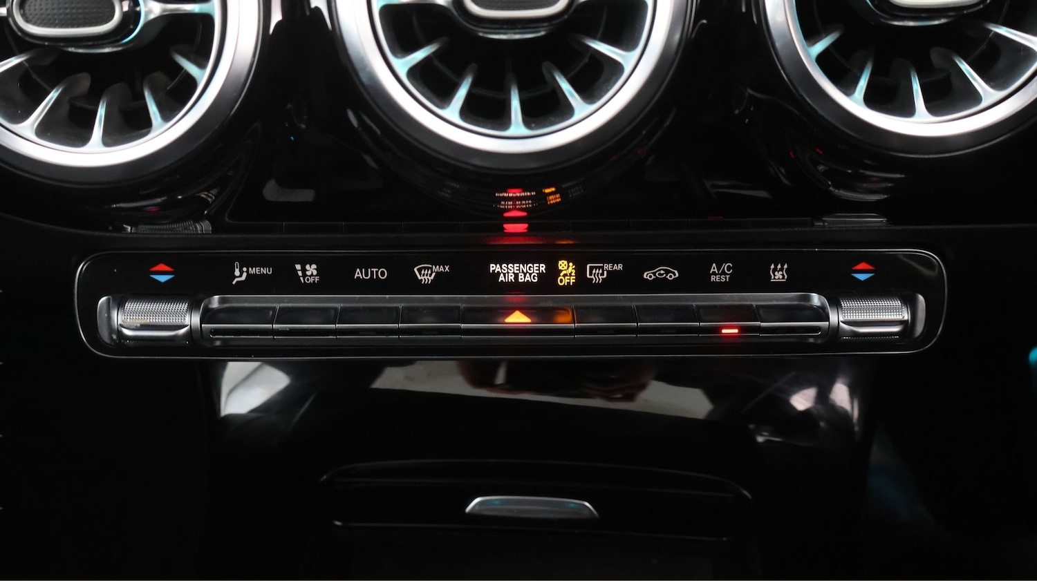 Used Mercedes-Benz CLA 2023 for sale - 77779505: Photo 12