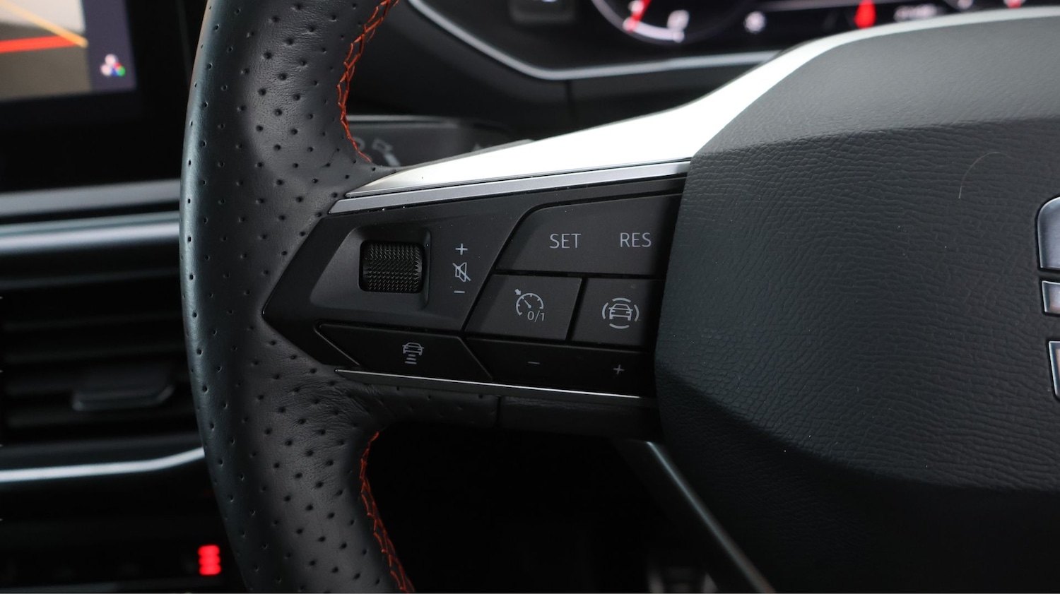 Used SEAT Tarraco 2023 for sale - 78212358: Photo 19