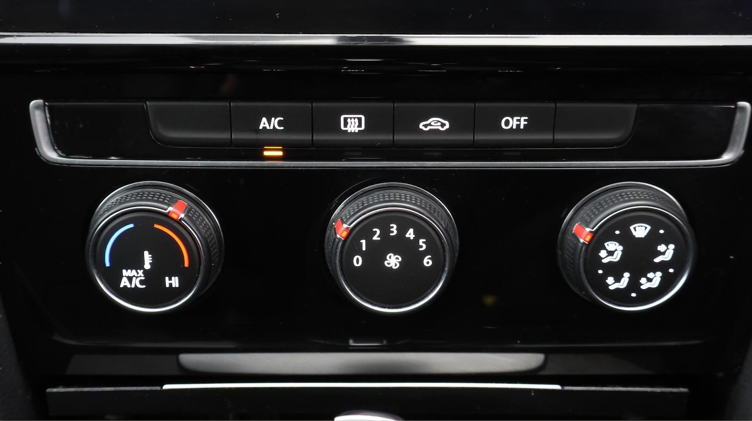 Used Volkswagen Golf 2019 for sale - 76742798: Photo 13