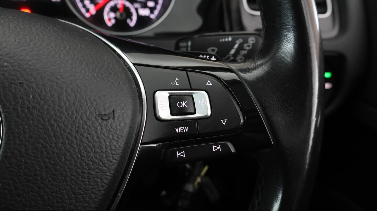 Used Volkswagen Golf 2019 for sale - 76742798: Photo 24