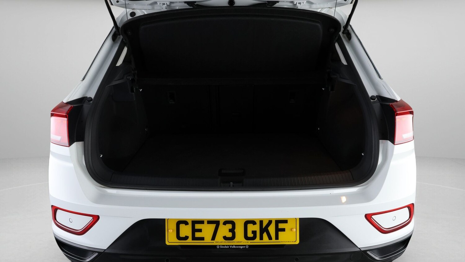 Used Volkswagen T-Roc 2023 for sale - 78055364: Photo 16