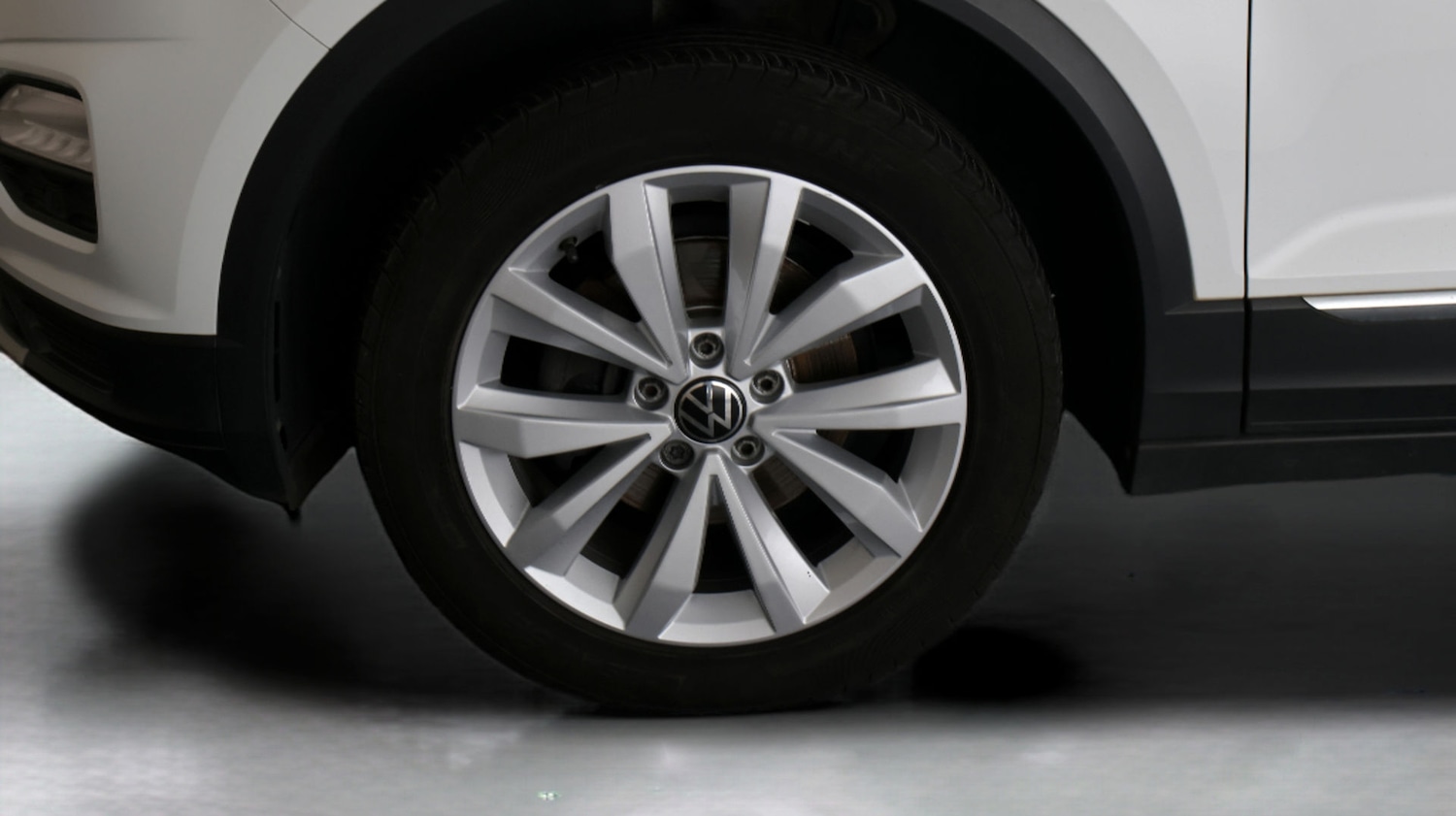 Used Volkswagen T-Roc for sale - 78147696: Photo 18