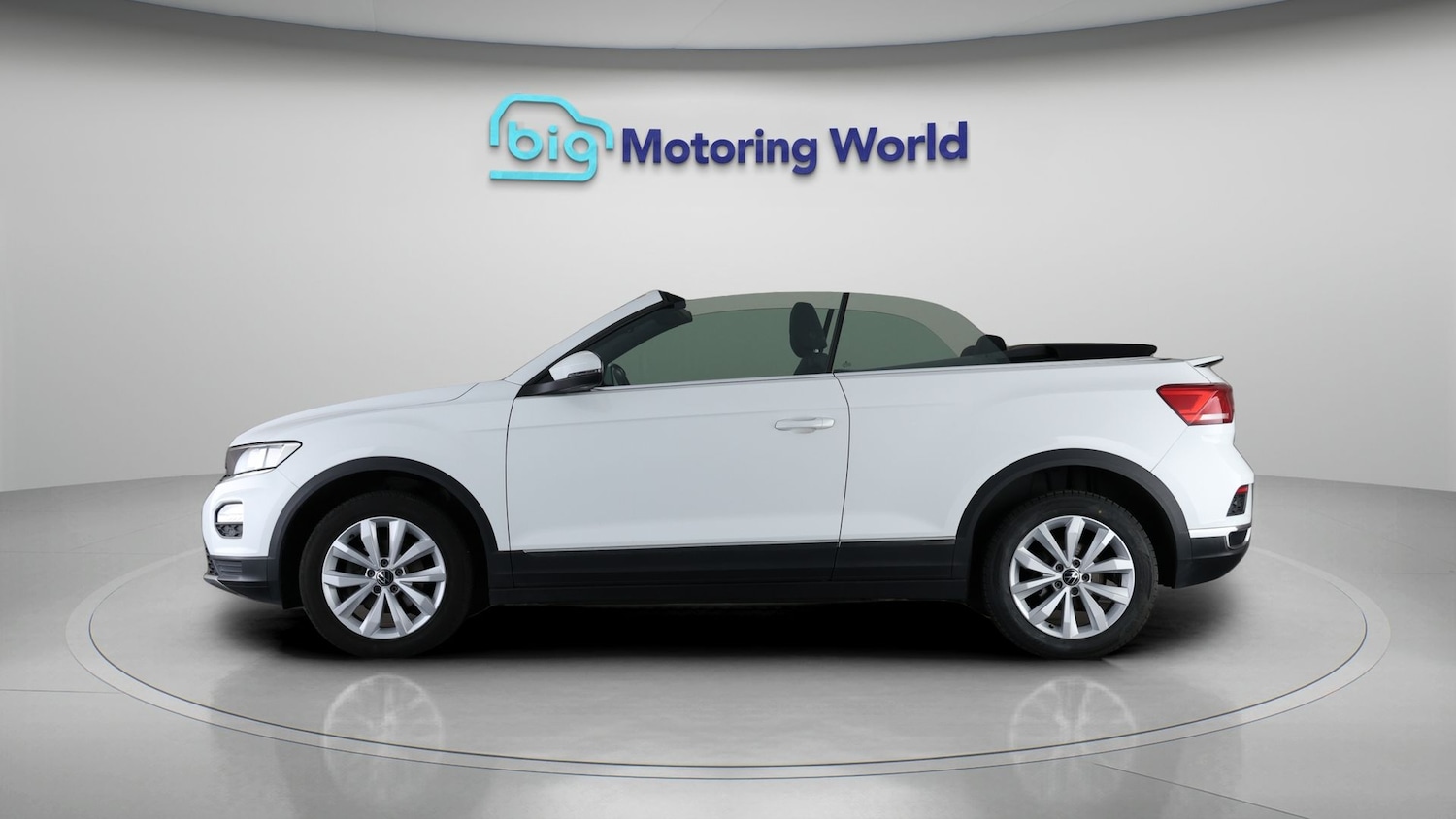 Used Volkswagen T-Roc for sale - 78147696: Photo 4