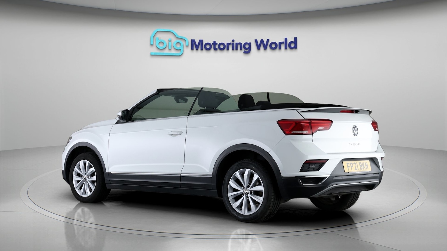 Used Volkswagen T-Roc for sale - 78147696: Photo 5