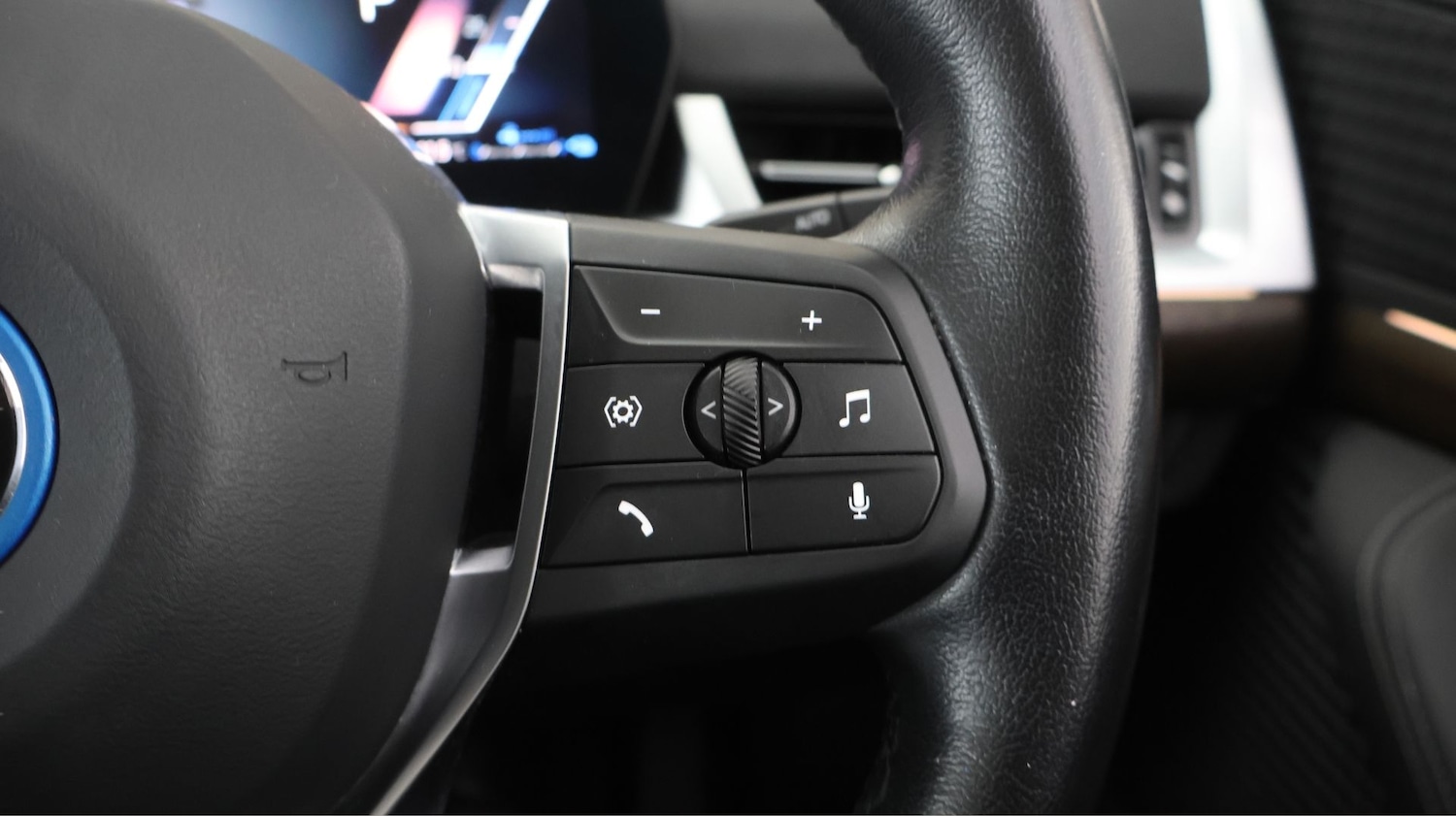 Used BMW 2 Series 2023 for sale - 77694599: Photo 25