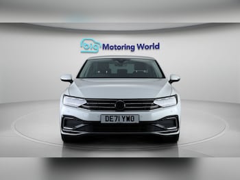 Used Volkswagen Passat 2021 for sale - 77721031: Photo