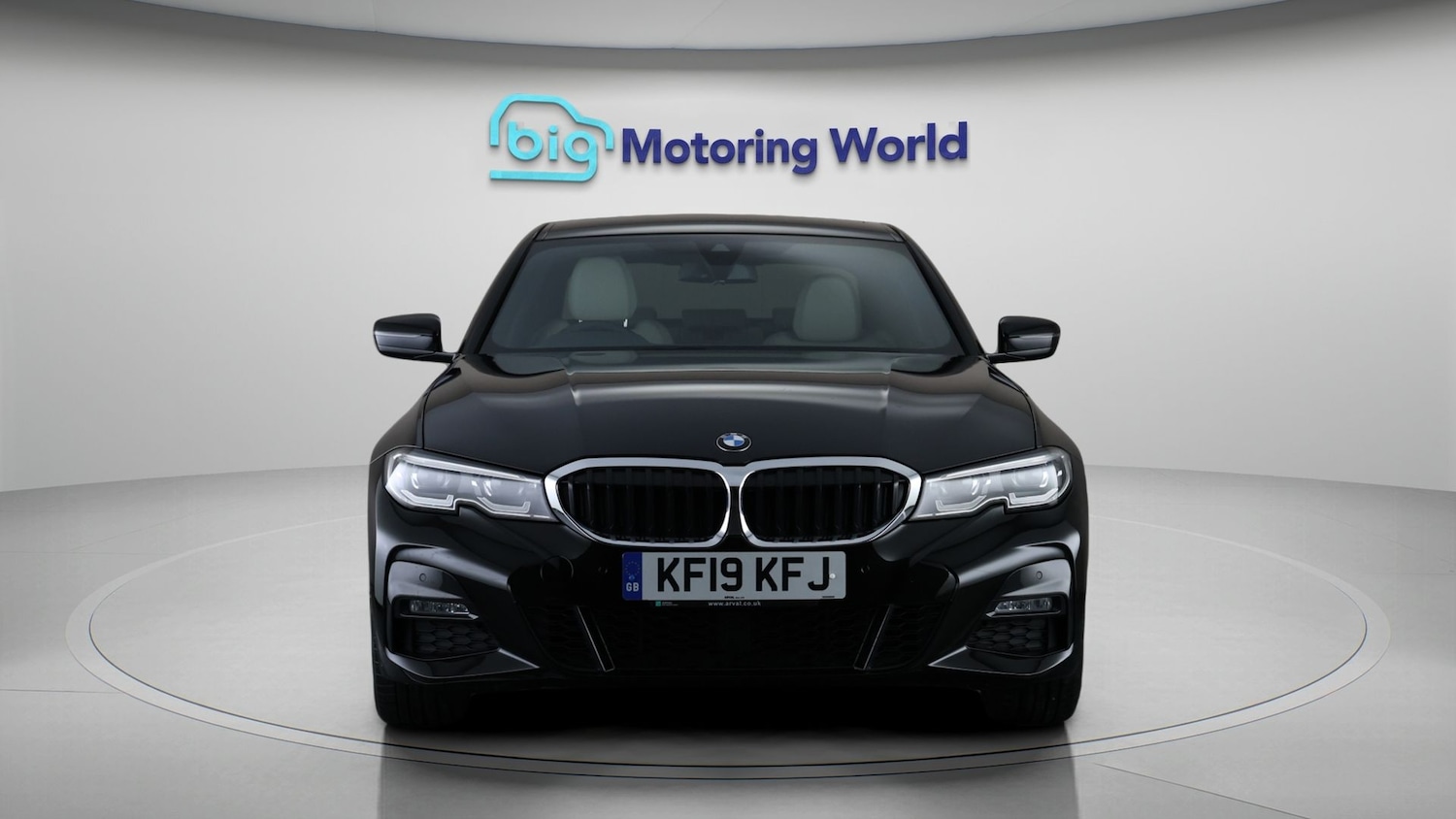 Used BMW 3 Series 2019 for sale - 77357523: Photo 2