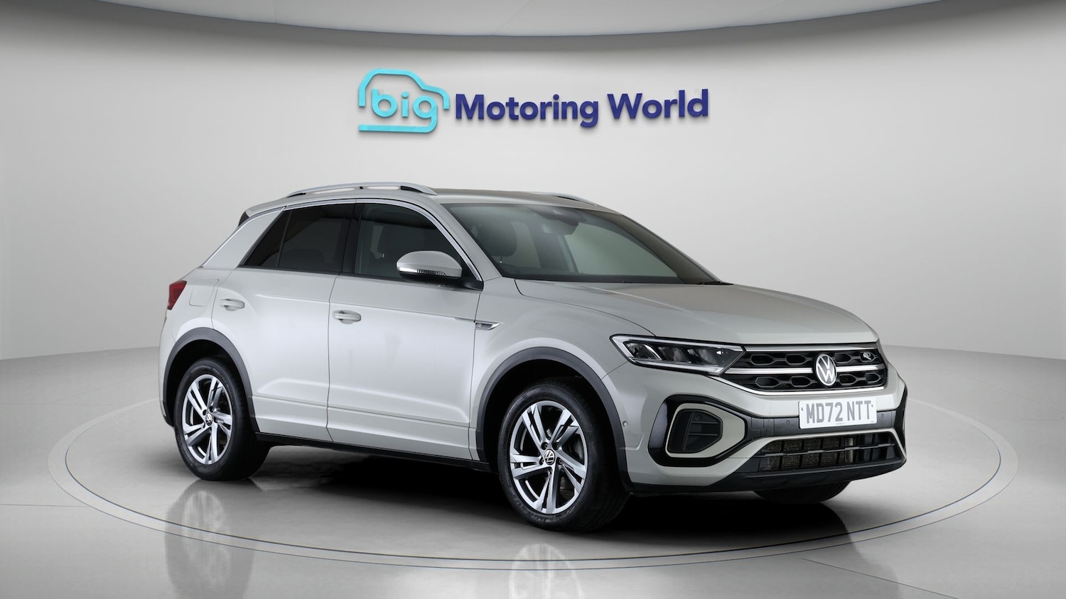 Used Volkswagen T-Roc 2023 for sale - 77413358: Photo 1