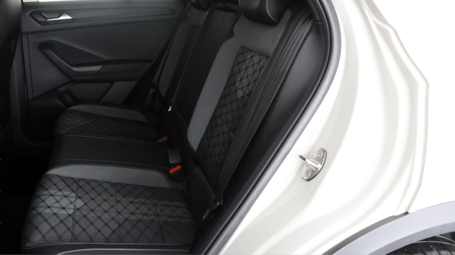 Used Volkswagen T-Roc 2023 for sale - 77413358: Photo 16